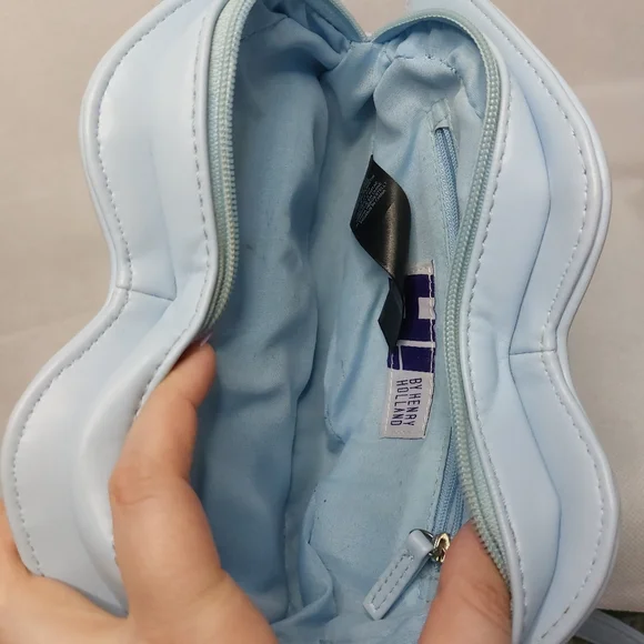 H! By Henry Holland 💋 Lips Crossbody Bag - Picture 7 of 7